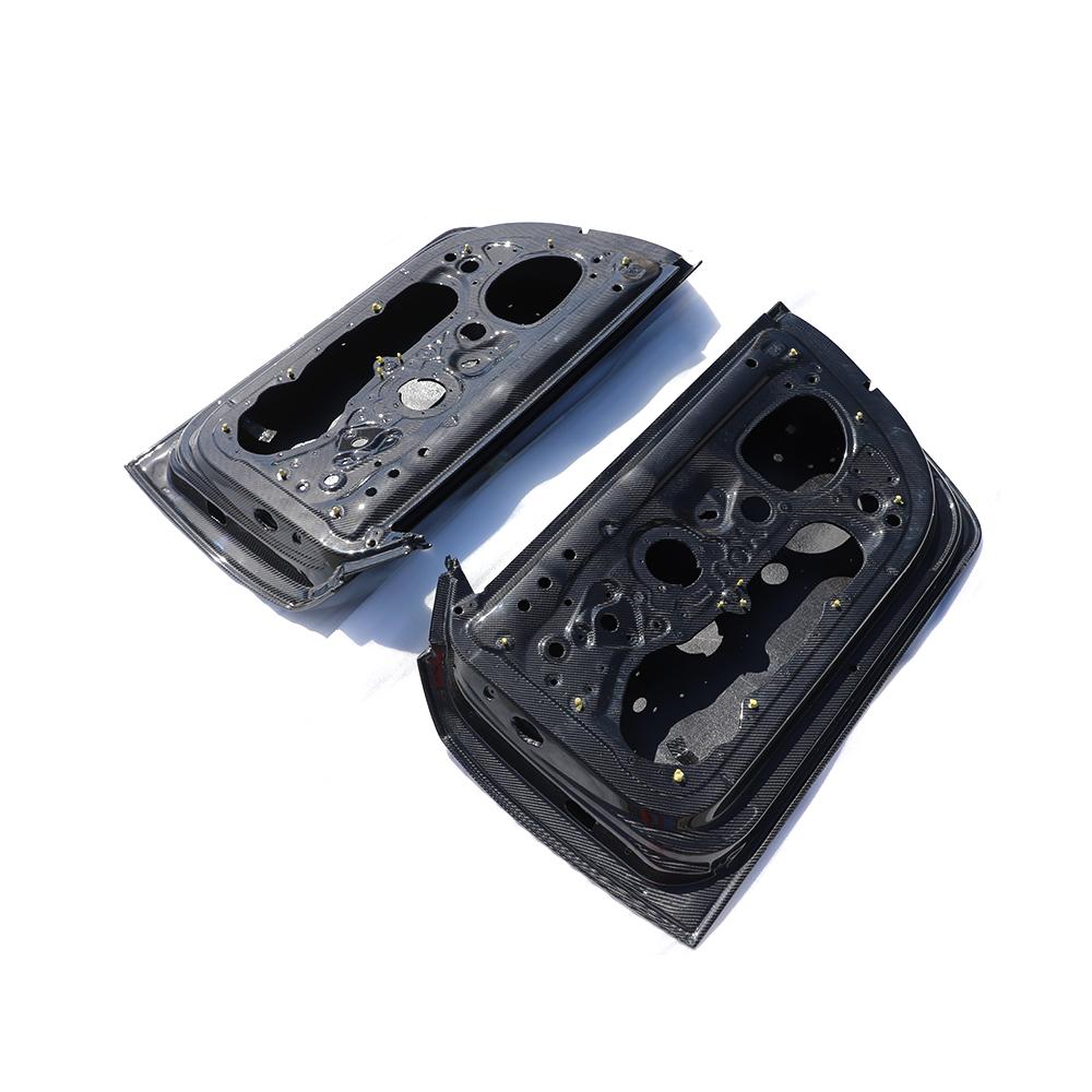 Audi TT/TTS/TTRS 8S (MK3) Carbon Fiber Doors image 3
