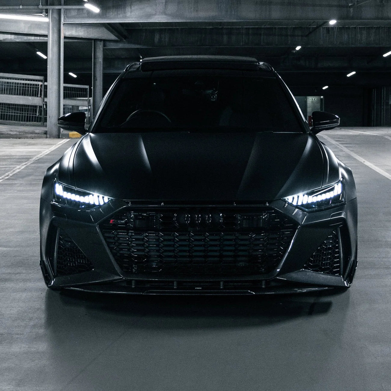 Audi RS6/RS7 C8 Carbon Fiber Front Grill Overlay Trim Cover image 2