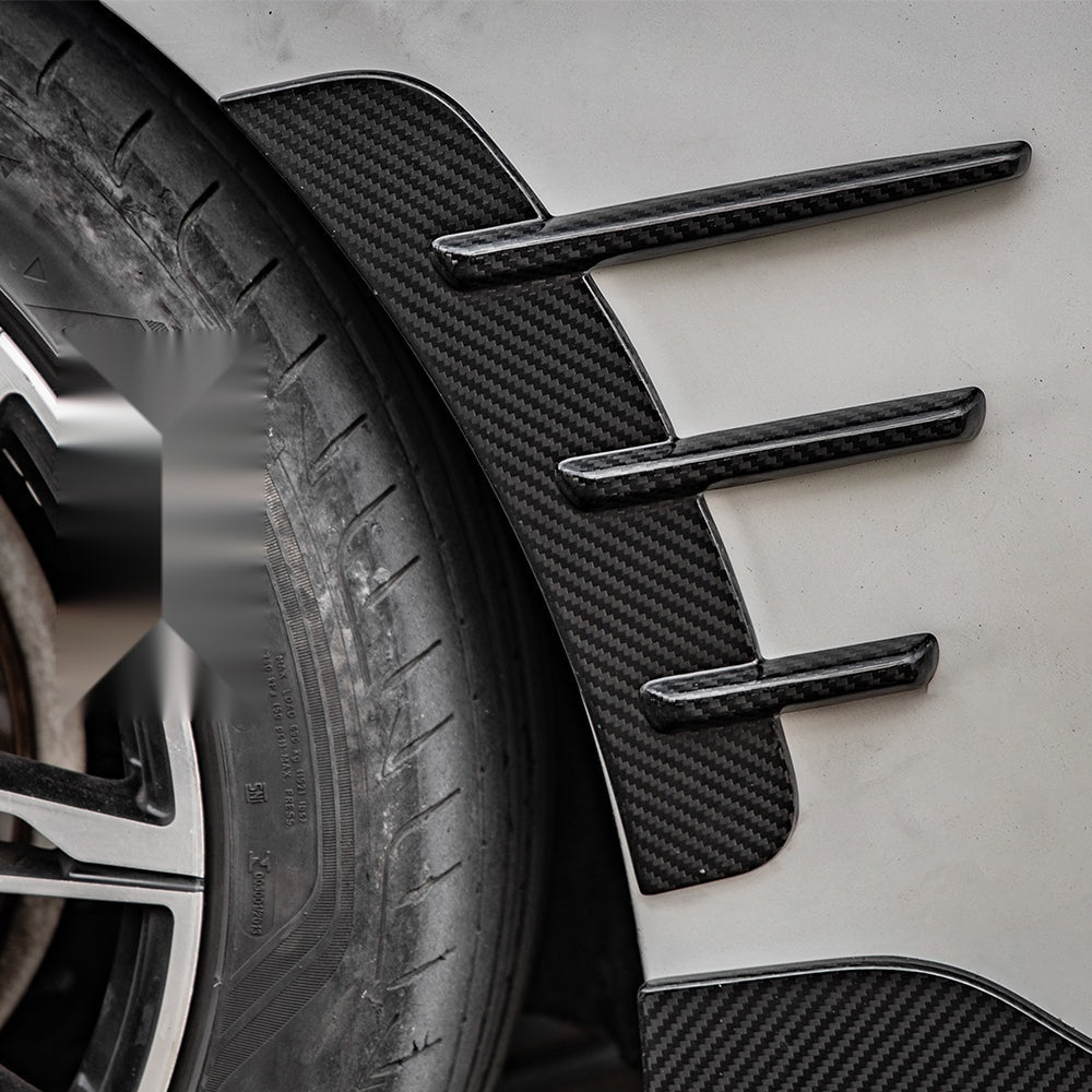 BMW 4 Series G22 Prepreg Carbon Fibre Front Arch Trims - triple louver design