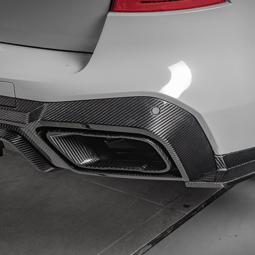 BMW X5 G05 Carbon Fibre Exhaust Tips - autoclave prepreg gloss finish bolt-on upgrade