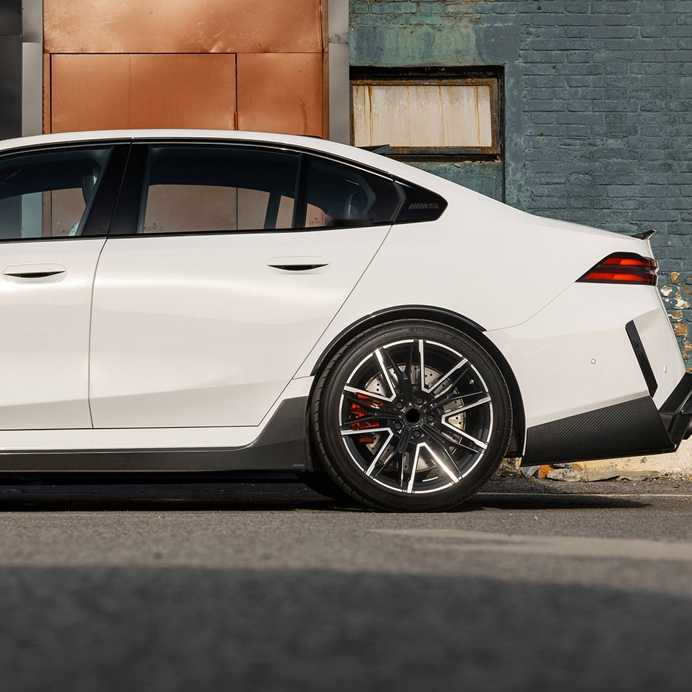 BMW M5 G90 Carbon Fibre Side Skirts with dual winglets - prepreg dry carbon upgrade