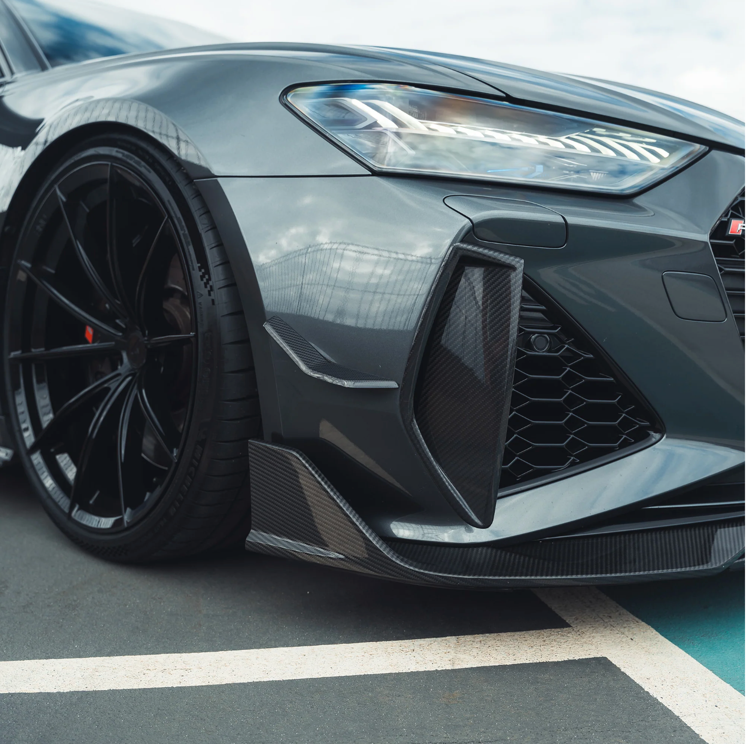 Audi RS6/RS7 C8 Carbon Fiber Front Bumper Scoop Trims image 1