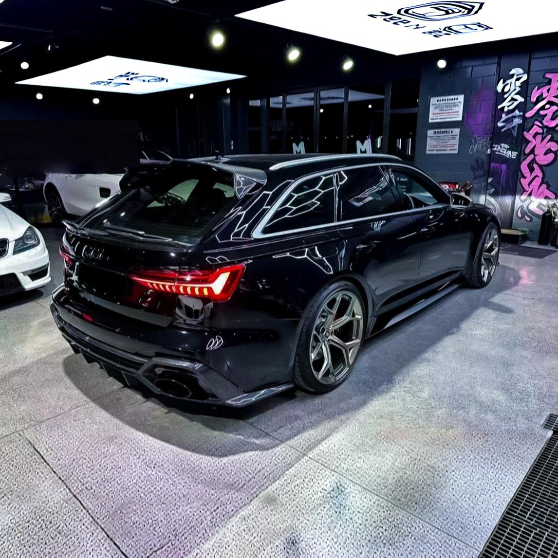 Audi RS6/RS7 C8 Carbon Fiber Side Skirts V2 image 6
